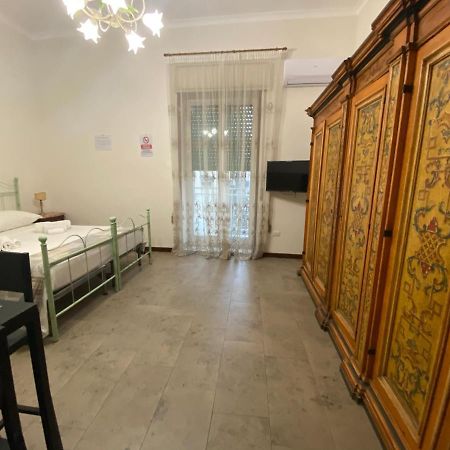 Casa Giulia Bed & Breakfast Наполи Екстериор снимка