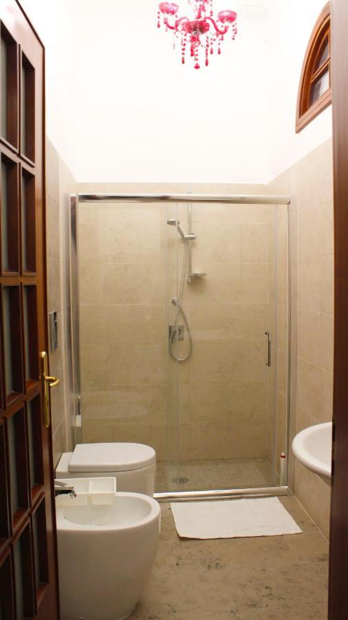 Casa Giulia Bed & Breakfast Наполи Екстериор снимка