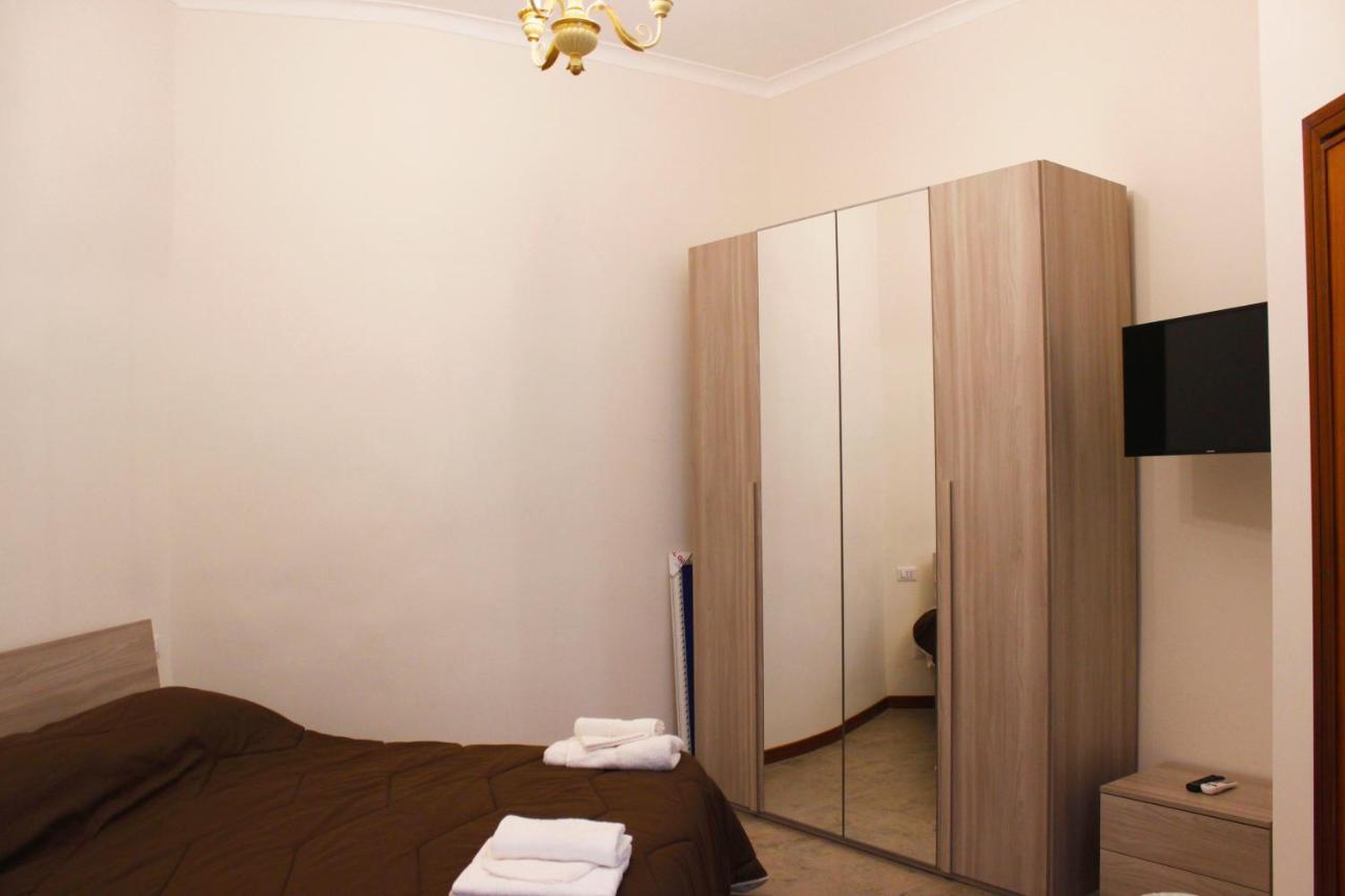 Casa Giulia Bed & Breakfast Наполи Екстериор снимка